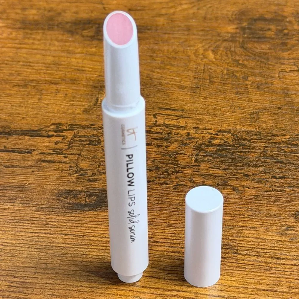 NARS Afterglow Lipstick (Appears Idolized)/IT Cosmetics Pillow Lips Like A Dream